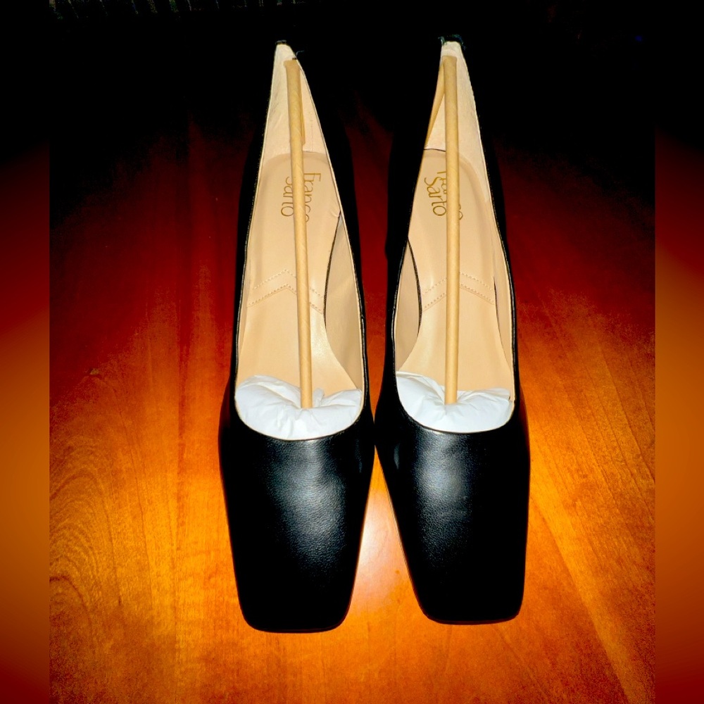 Women size 10 M Franco, Sarto, Piper black